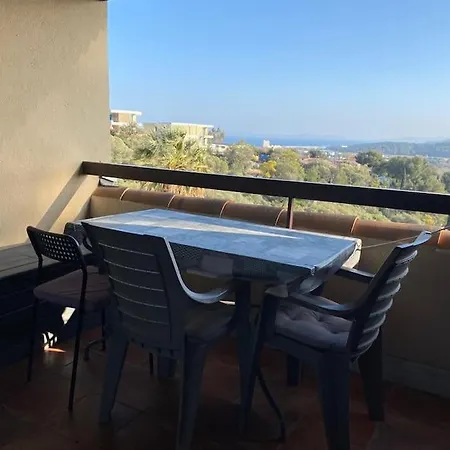 Appartement Petit Coin De Bonheur- Piscine Bormes-les-Mimosas